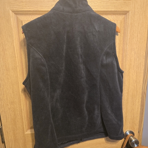 Colombia Fleece Vest - Picture 2 of 3